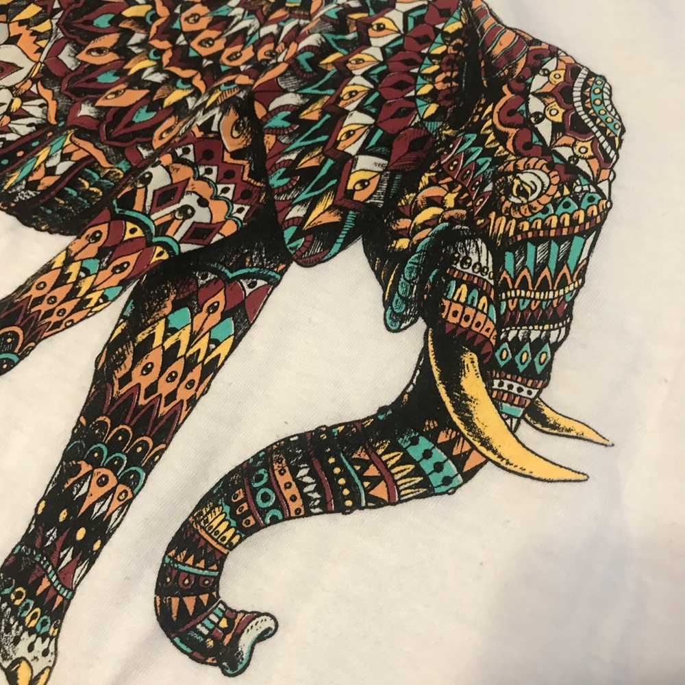 SOLD  3/4 sleeve tee Elephant Print <PacSun> - Picture 4 of 4